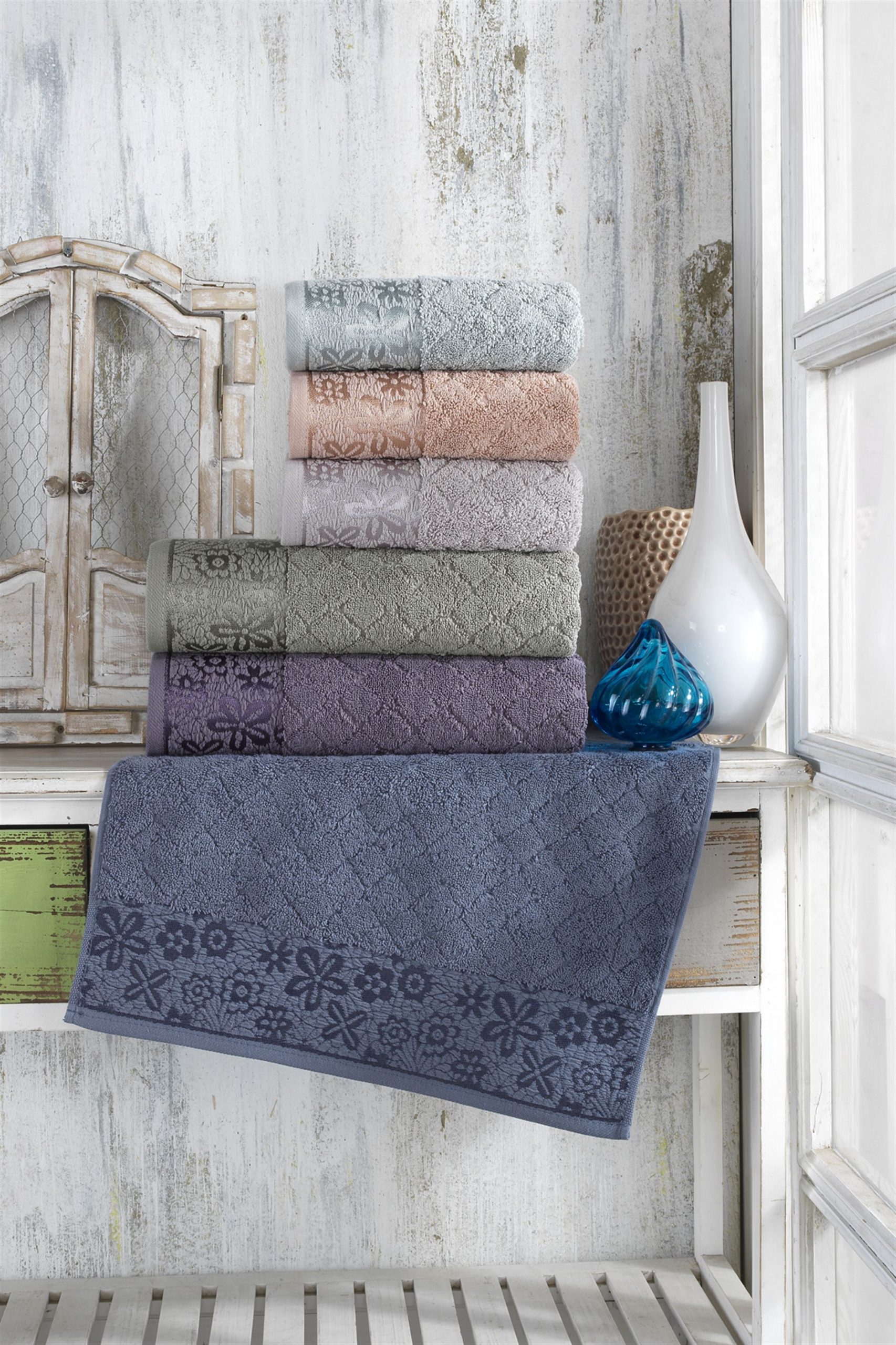 d169c8f946bd4aa1f66120b9443f03aa